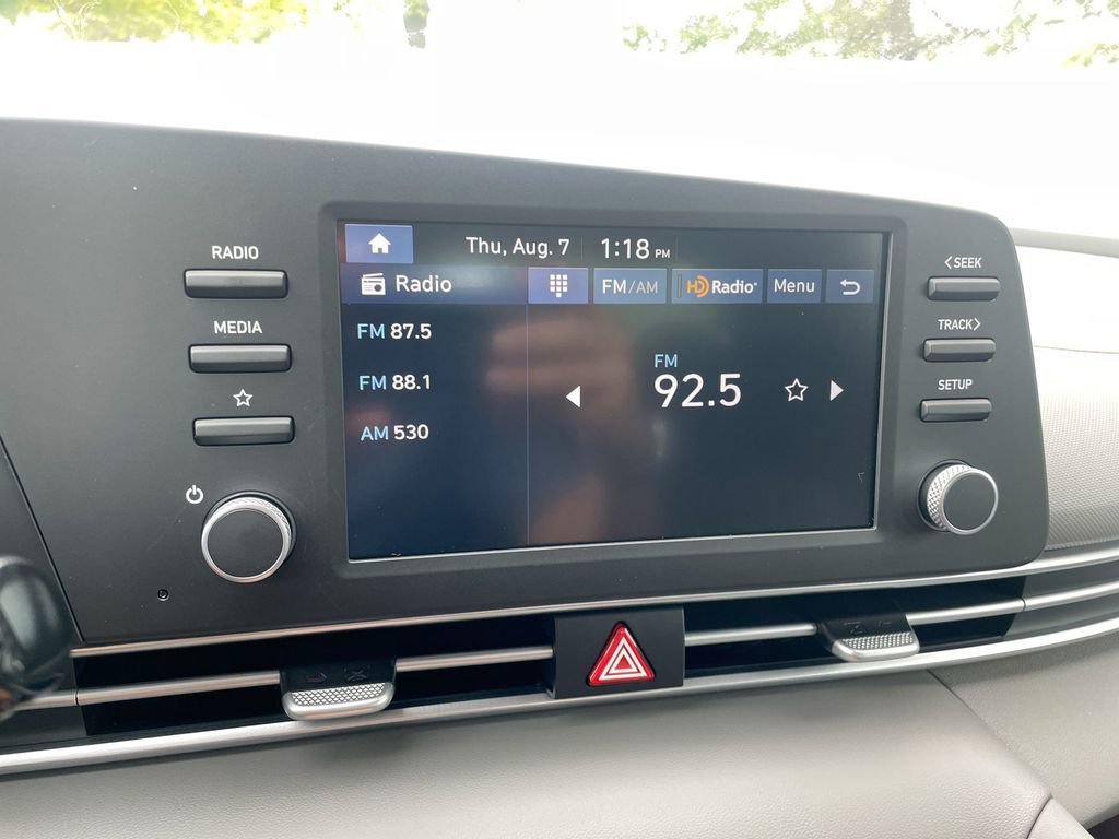 Used 2025 Hyundai Elantra SE image 42