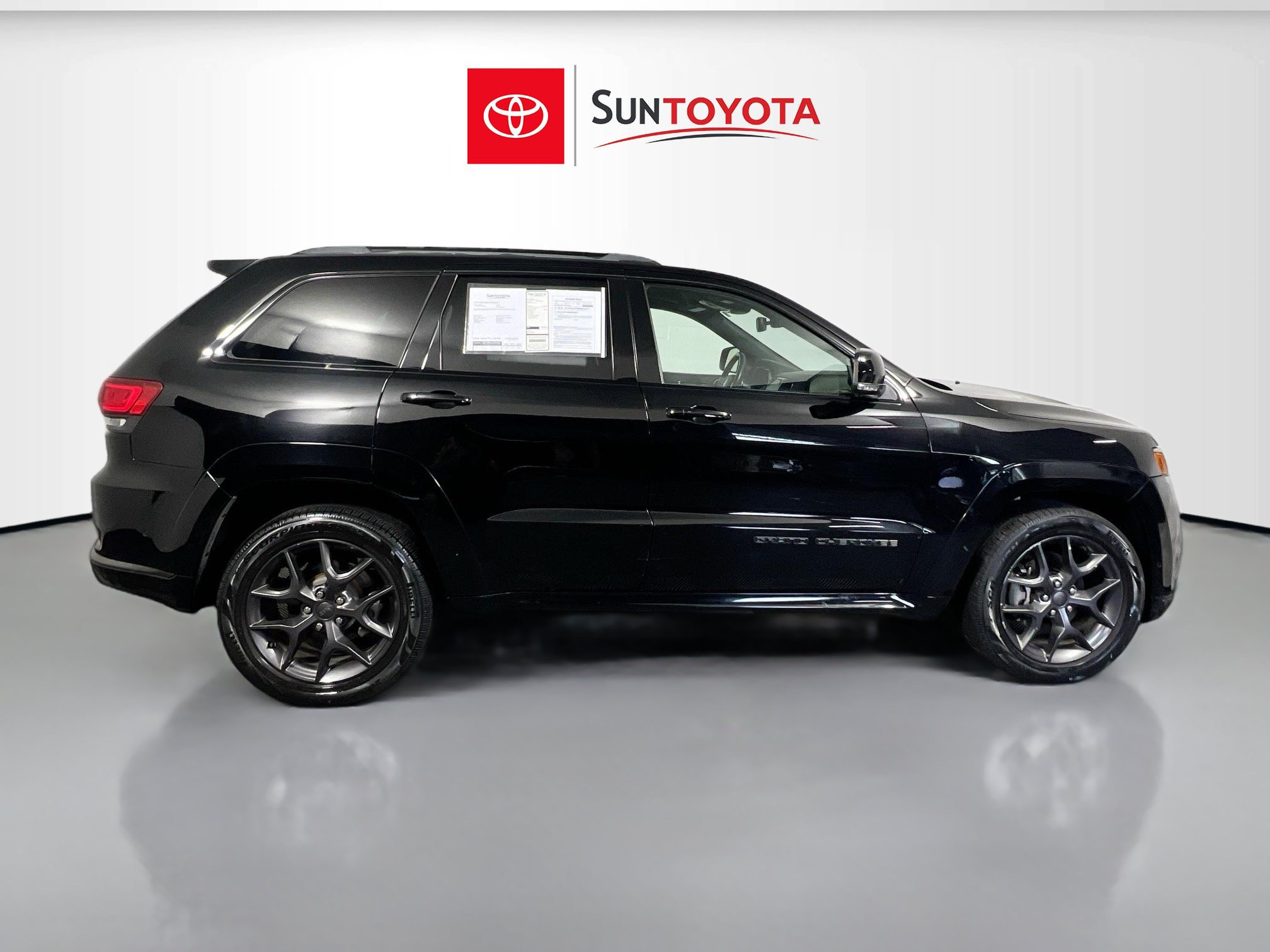 Used 2019 Jeep Grand Cherokee Limited X RWD image 2