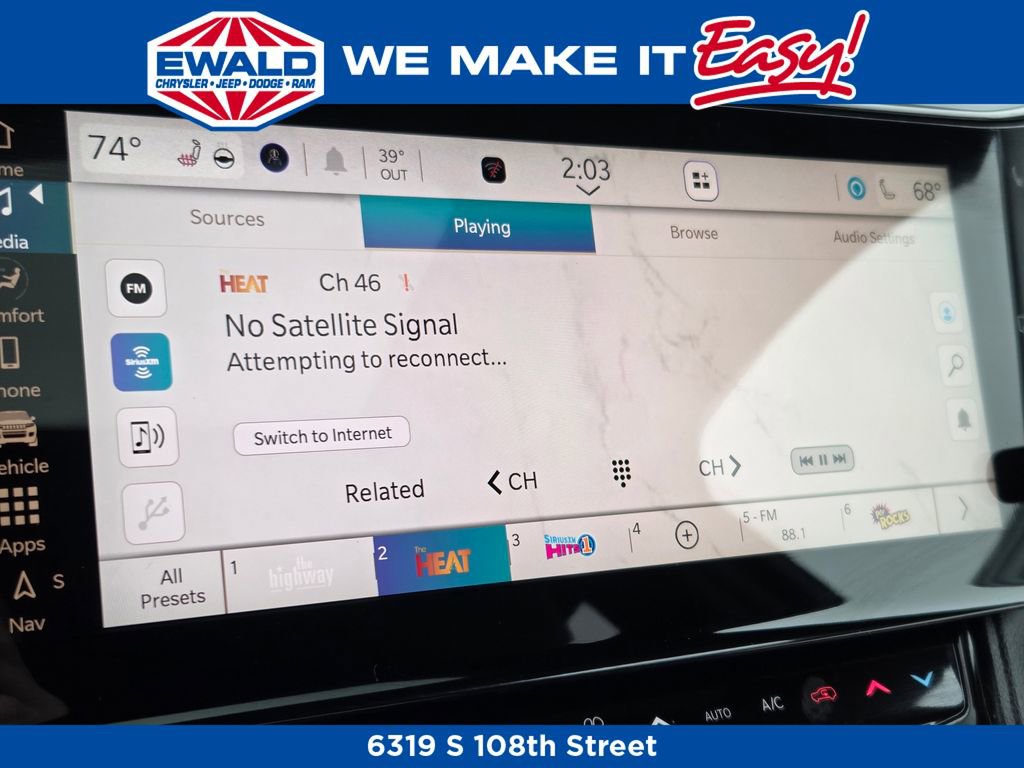 New 2026 Jeep Grand Cherokee Altitude image 3