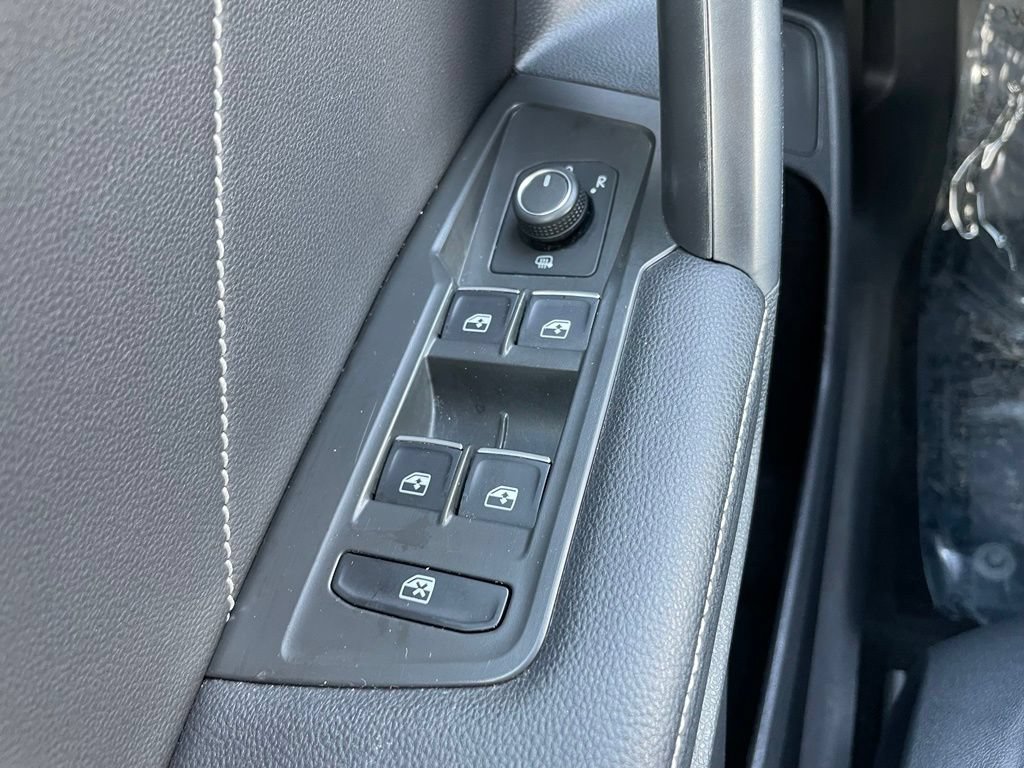 Used 2024 Volkswagen Tiguan Wolfsburg Edition AWD/4WD image 21