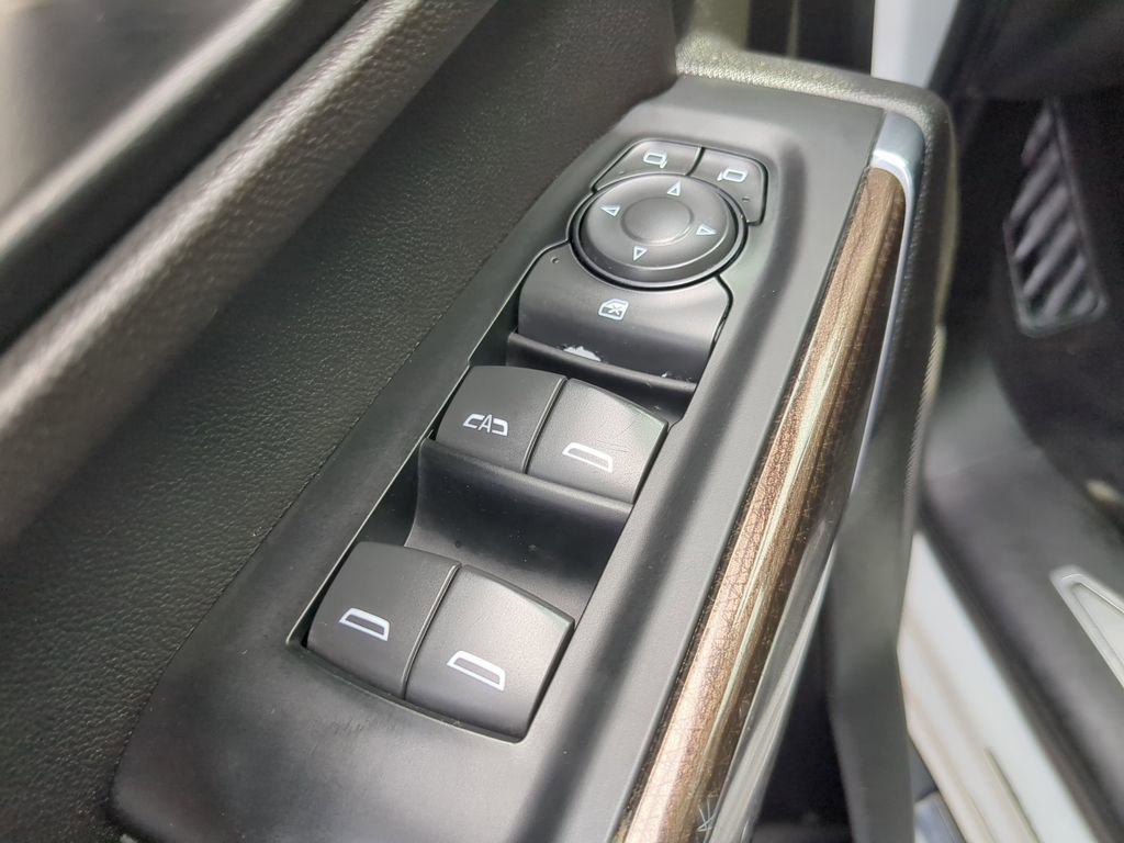 Used 2023 Chevrolet Silverado 2500 LT AWD/4WD image 18