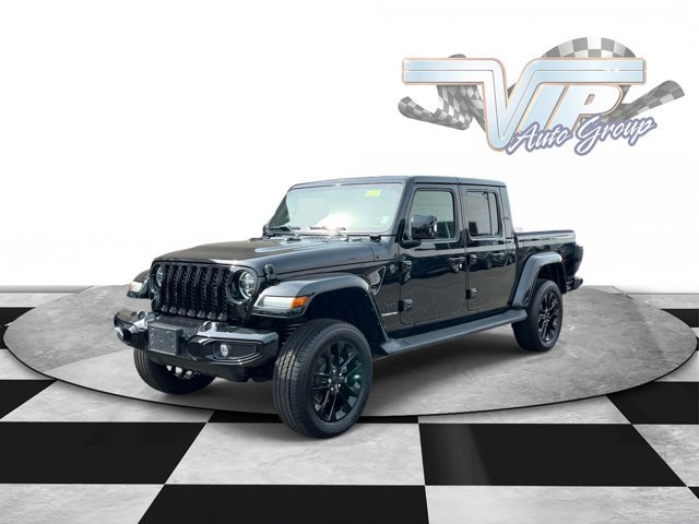 Used 2022 Jeep Gladiator Overland image 2