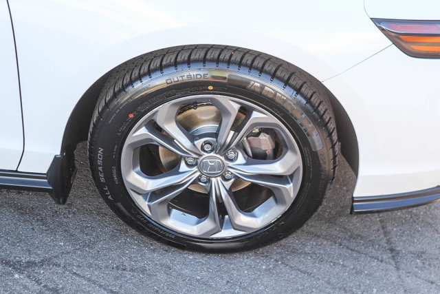 Used 2023 Honda Accord EX image 12