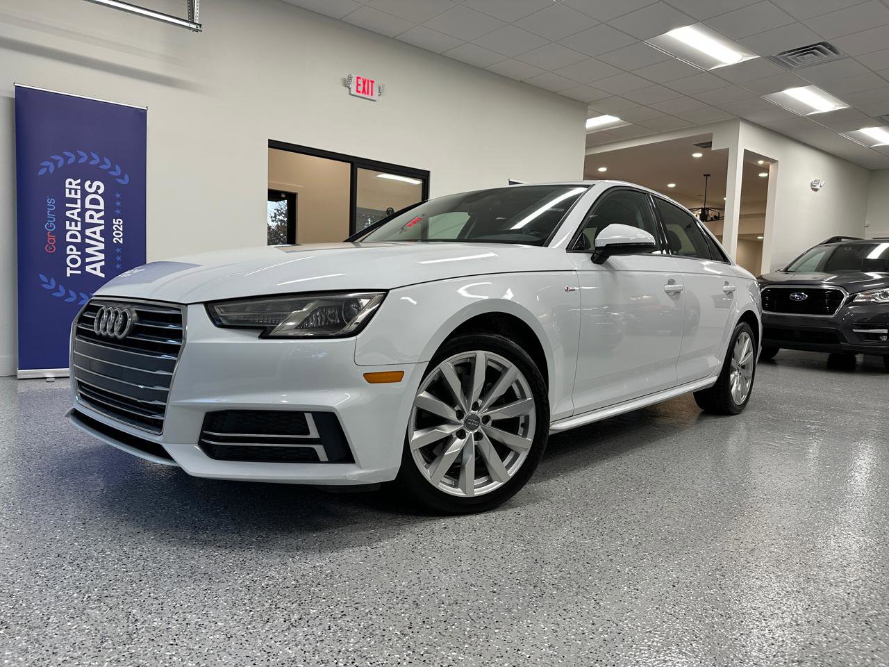 Used 2018 Audi A4 2.0T Ultra Premium w/ Convenience Package FWD image 2