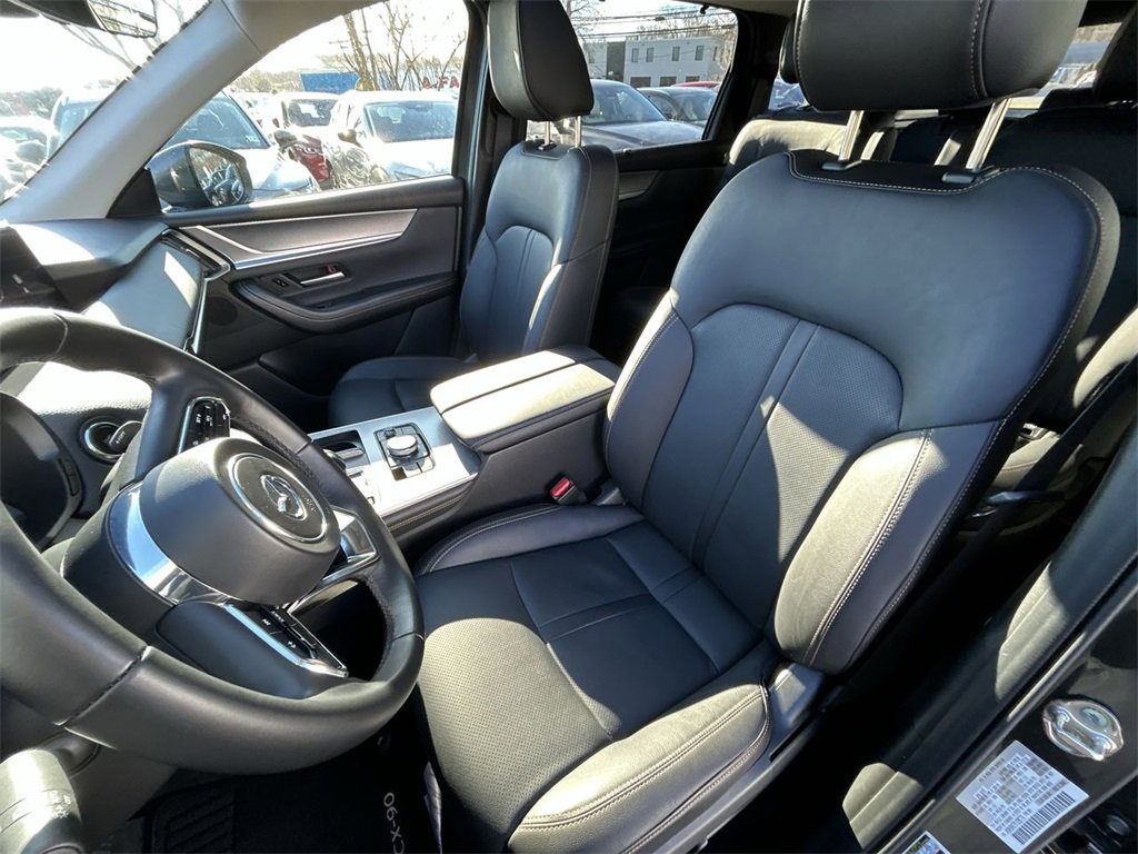 Certified 2025 MAZDA CX-90 3.3 Turbo w/ Preferred Package image 15