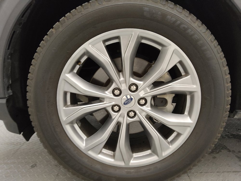 Used 2020 Ford Explorer XLT w/ Equipment Group 202A image 31