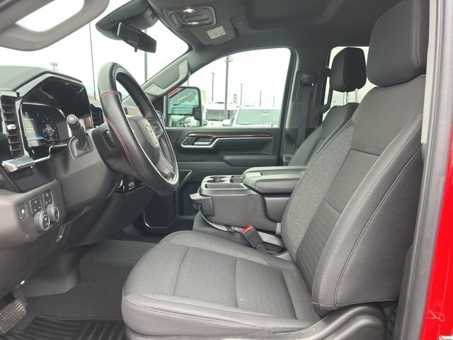 Used 2024 Chevrolet Silverado 2500 LT AWD/4WD image 15