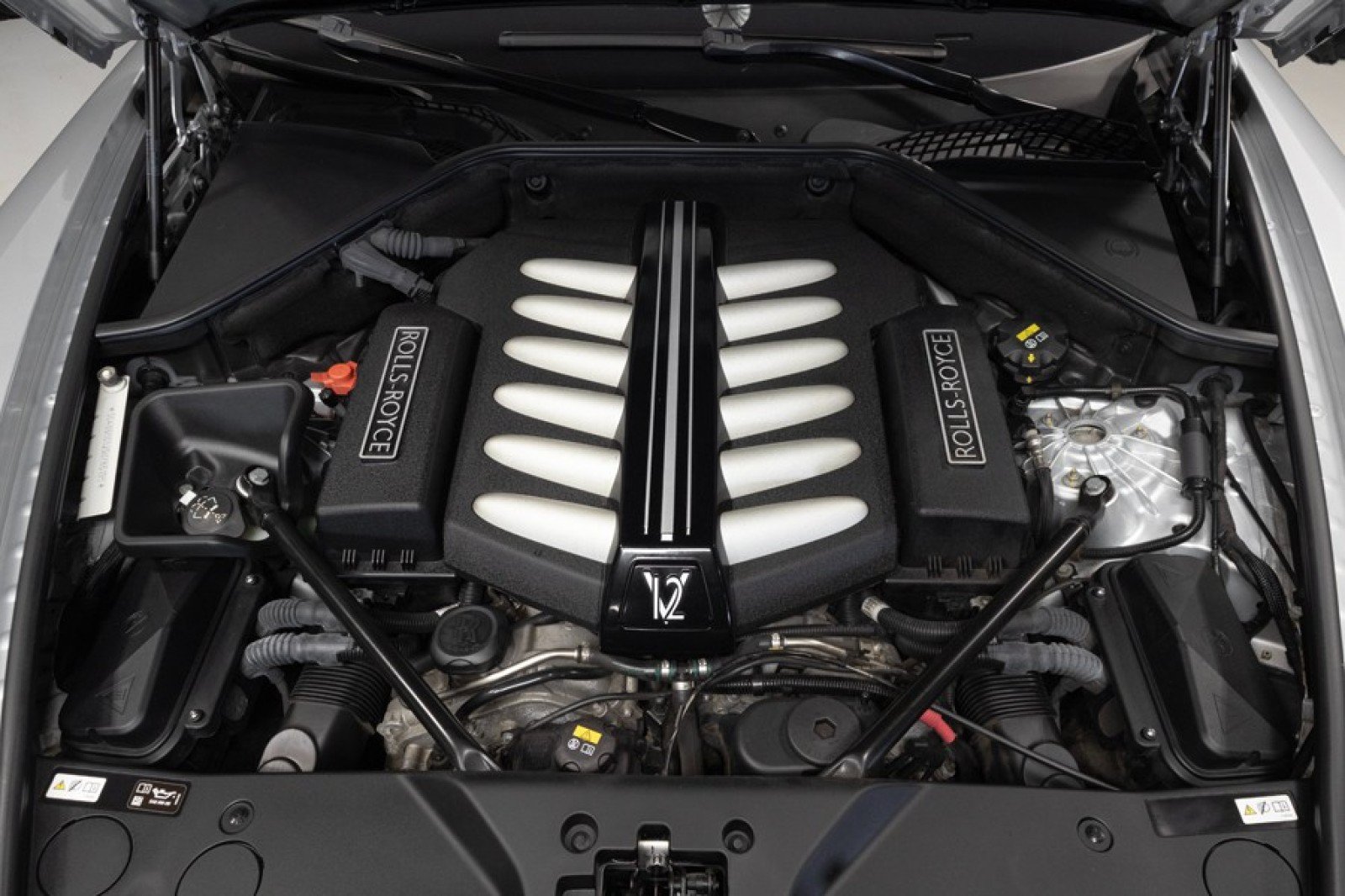 Used 2016 Rolls-Royce Wraith RWD image 61