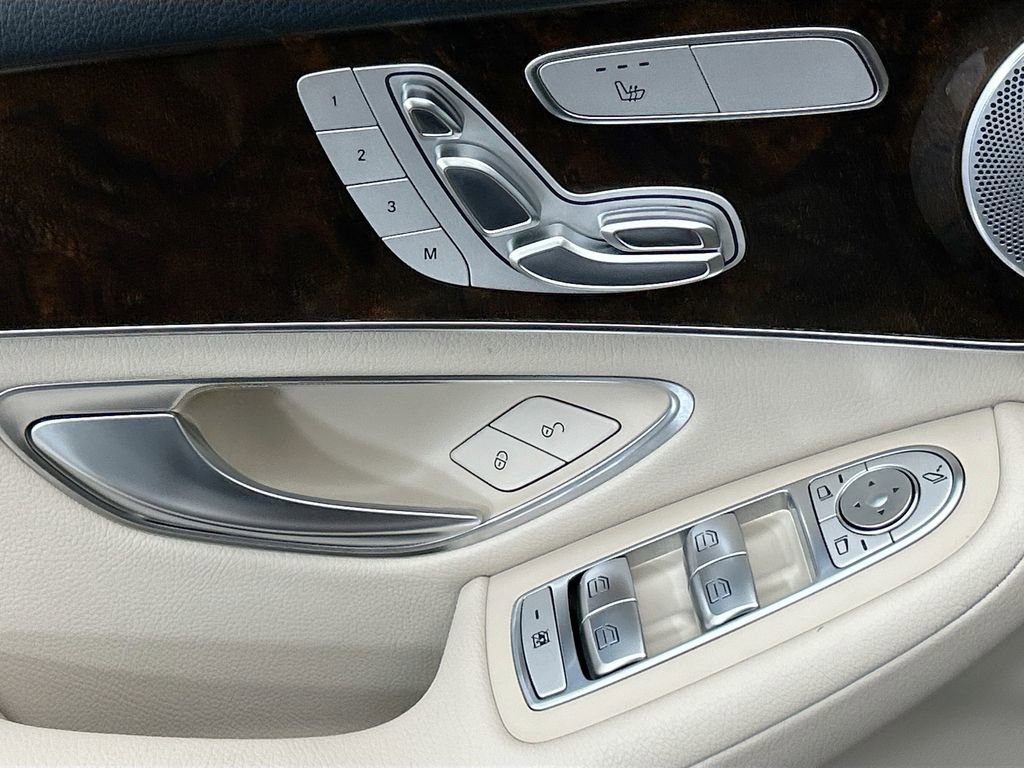 Used 2019 Mercedes-Benz GLC 300 GLC 300 image 21