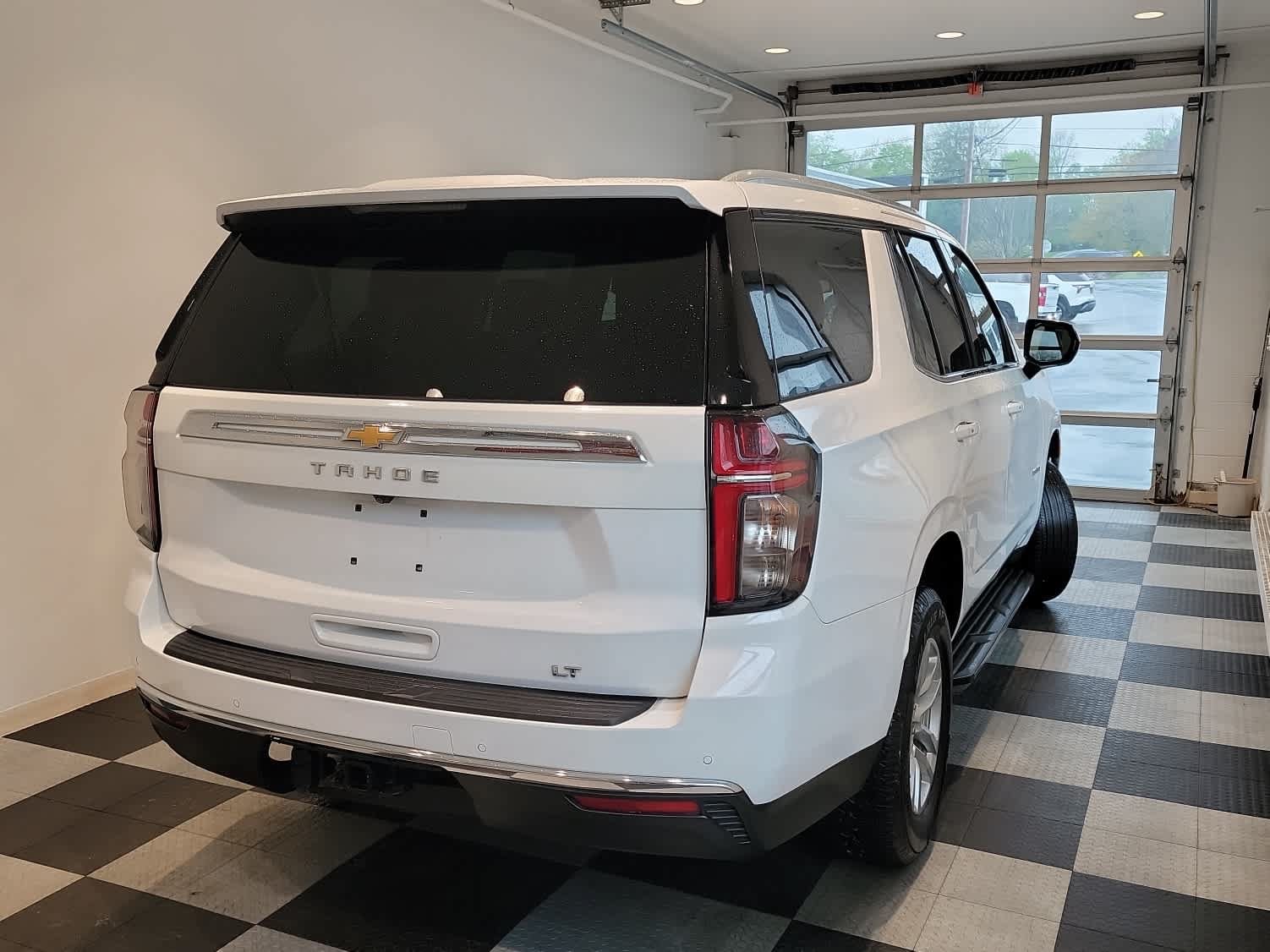 Used 2024 Chevrolet Tahoe LT AWD/4WD image 6