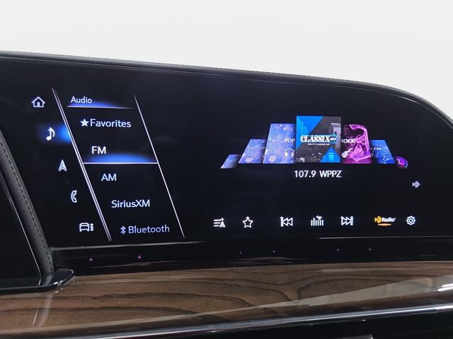 Certified 2023 Cadillac Escalade Sport Platinum w/ LPO, ONYX Package AWD/4WD image 17