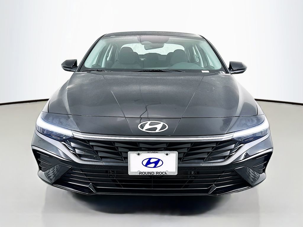 New 2026 Hyundai Elantra Blue image 2