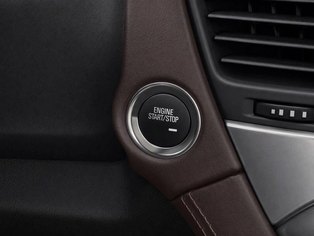 Used 2018 Chevrolet Suburban Premier RWD image 28