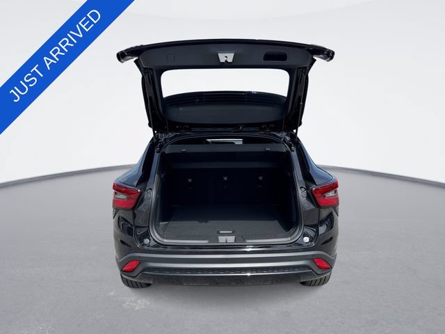 New 2026 Chevrolet Trax RS w/ Sunroof Package FWD image 23