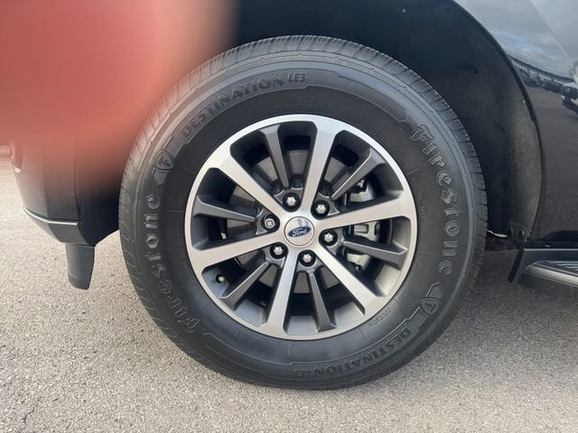 Used 2021 Ford Expedition XLT image 14