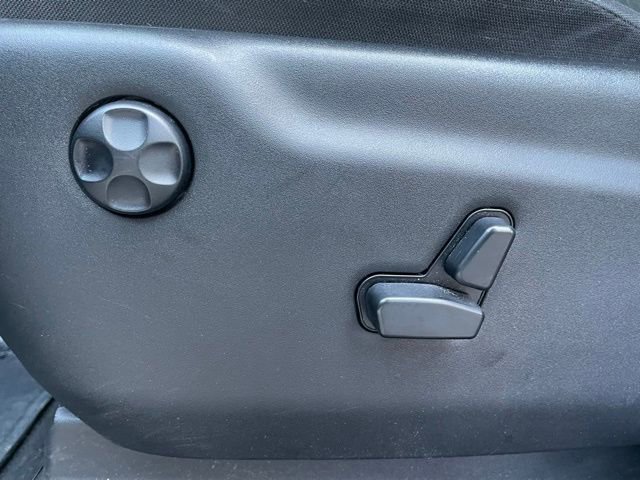 Used 2021 Jeep Grand Cherokee Laredo image 11