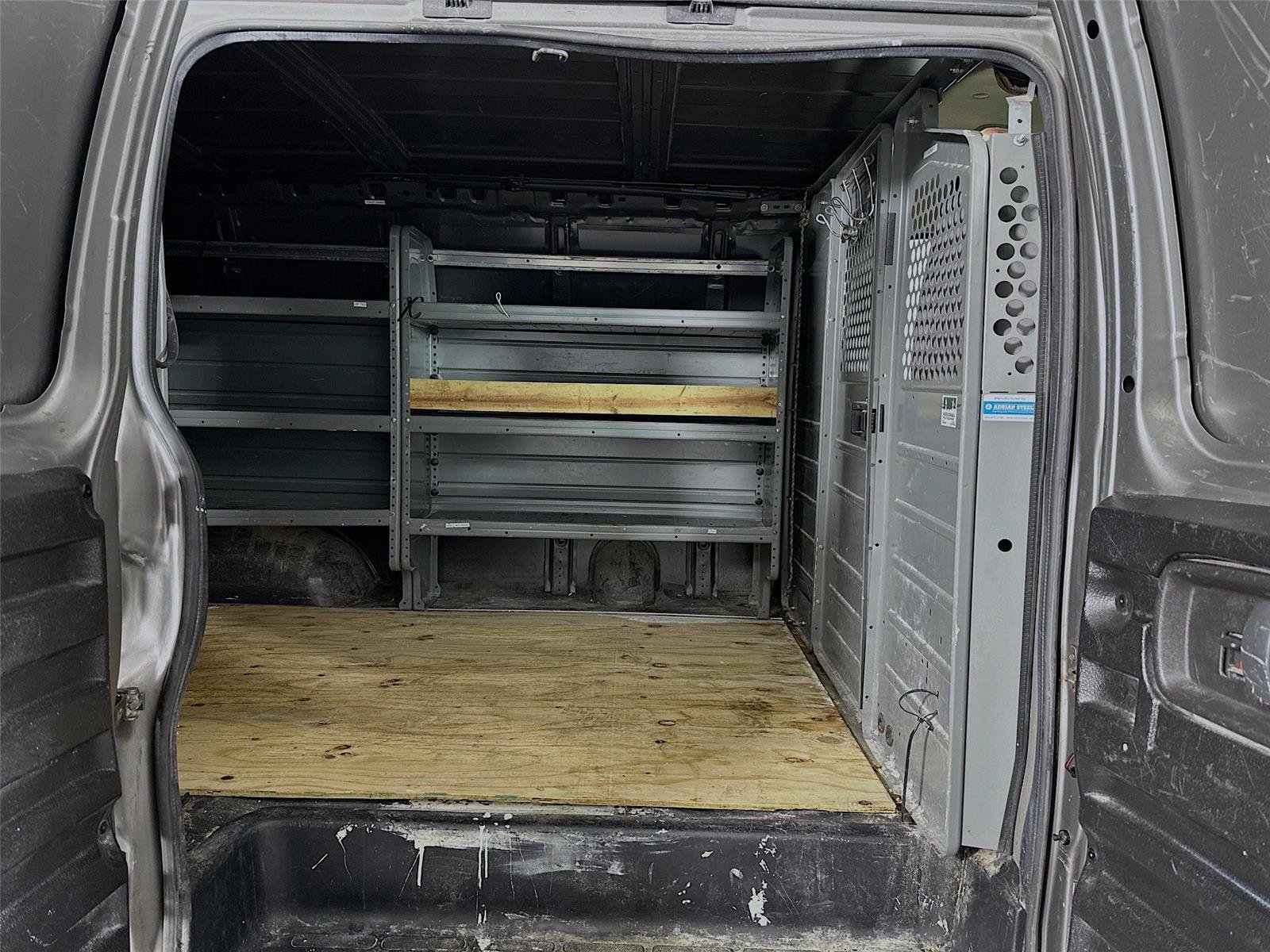 Used 2012 Chevrolet Express 1500 RWD image 28