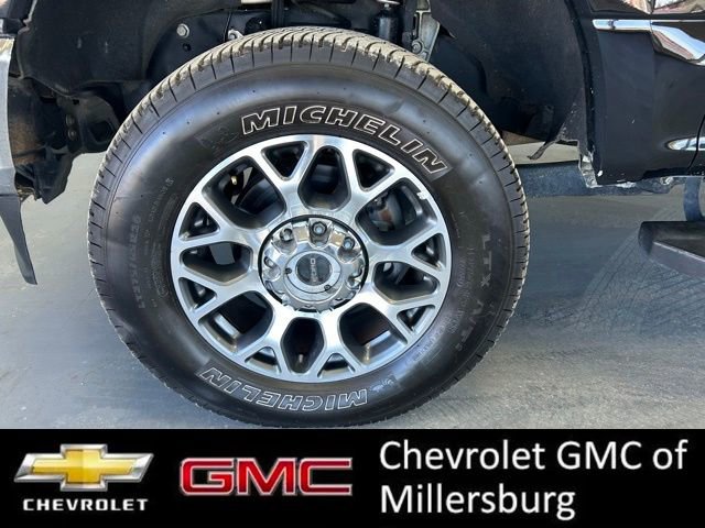 Used 2020 Ford F250 Lariat w/ Lariat Ultimate Package AWD/4WD image 11
