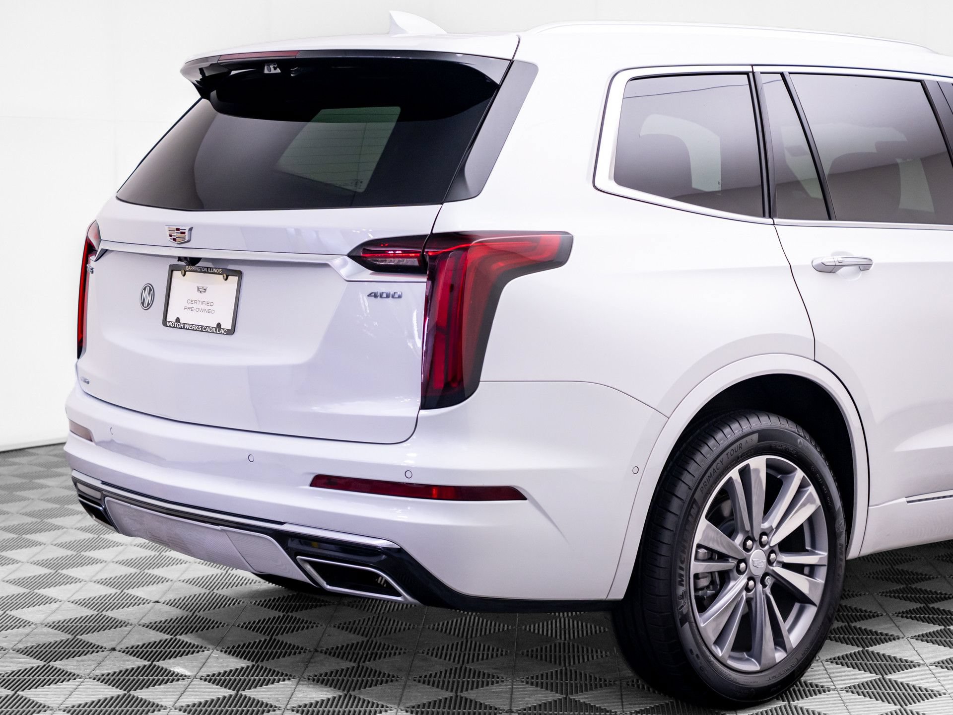 Certified 2025 Cadillac XT6 Premium Luxury w/ Platinum Package AWD/4WD image 39
