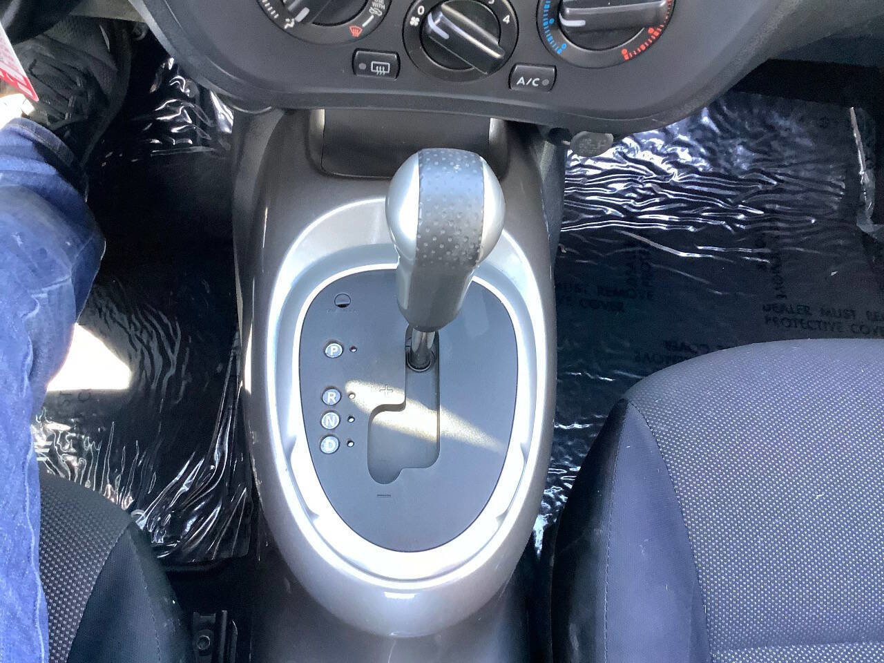 Used 2012 Nissan Juke S AWD/4WD image 35