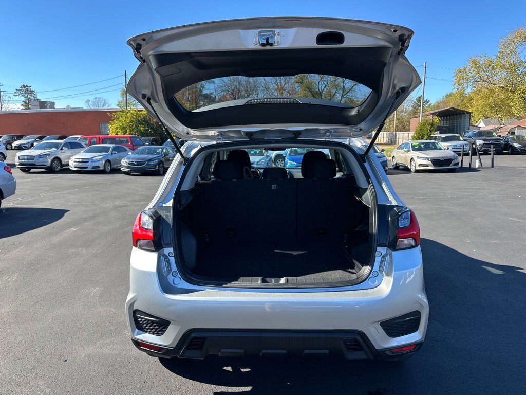 Used 2021 Mitsubishi Outlander Sport SE image 11