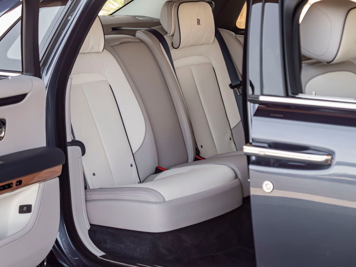 Certified 2024 Rolls-Royce Ghost Extended Wheelbase AWD/4WD image 31