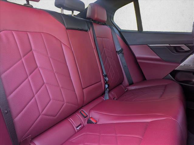 Certified 2025 BMW i5 eDrive40i w/ M Sport Package image 19