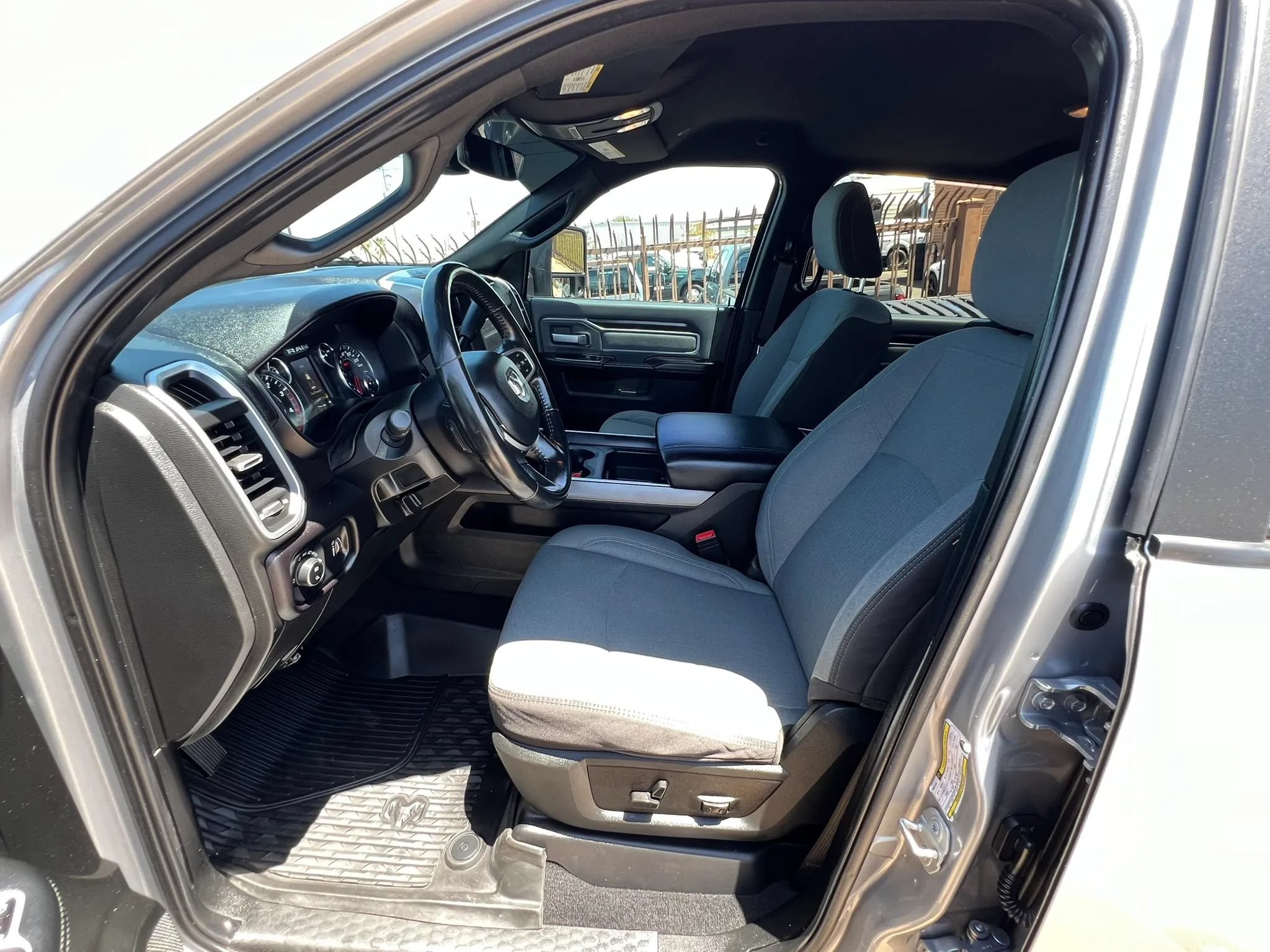 Used 2023 RAM 3500 Big Horn w/ Level 1 Equipment Group AWD/4WD image 15