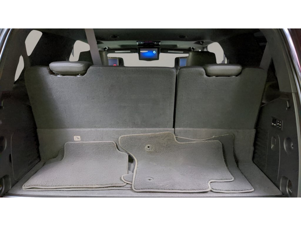 Used 2016 Cadillac Escalade Platinum image 39