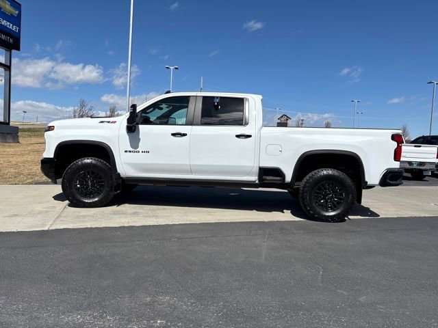 Certified 2024 Chevrolet Silverado 2500 ZR2 w/ Technology Package image 6