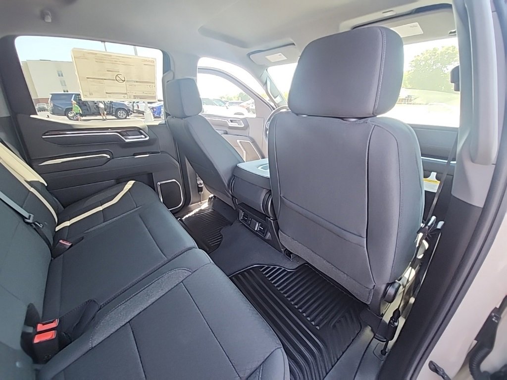 New 2026 GMC Sierra 1500 SLE w/ Preferred Package image 19