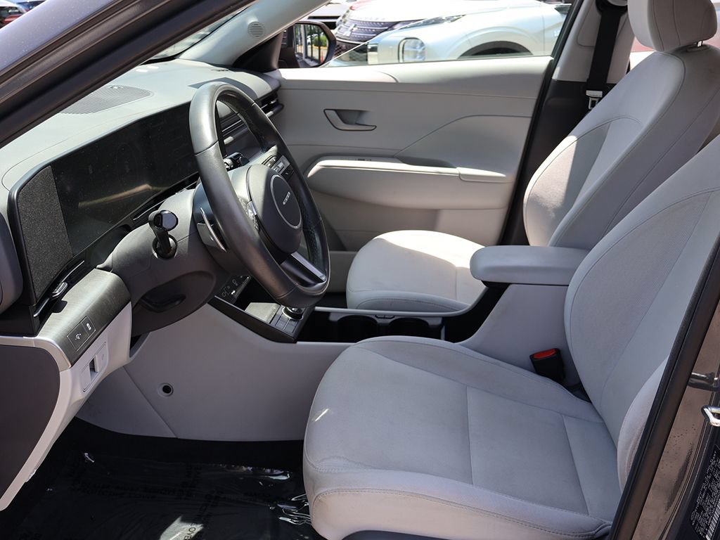 Used 2024 Hyundai Kona SEL FWD image 29