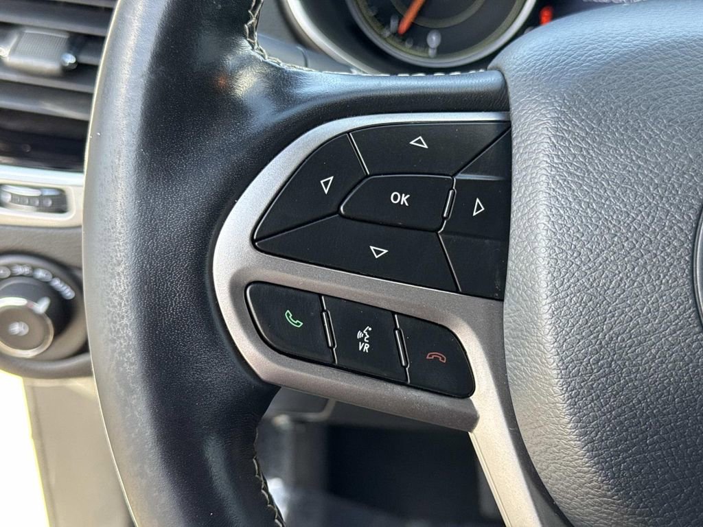 Used 2021 Jeep Cherokee Latitude Lux 80th Anniv w/ Quick Order Package 2YU 80th image 43