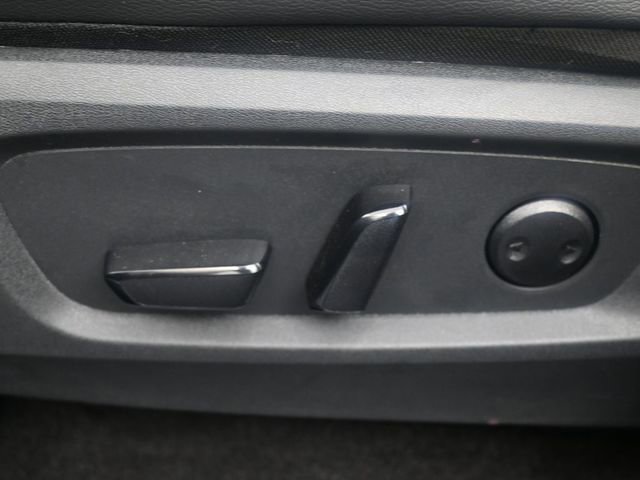 Used 2025 Nissan Pathfinder SL w/ SL Premium Package image 19