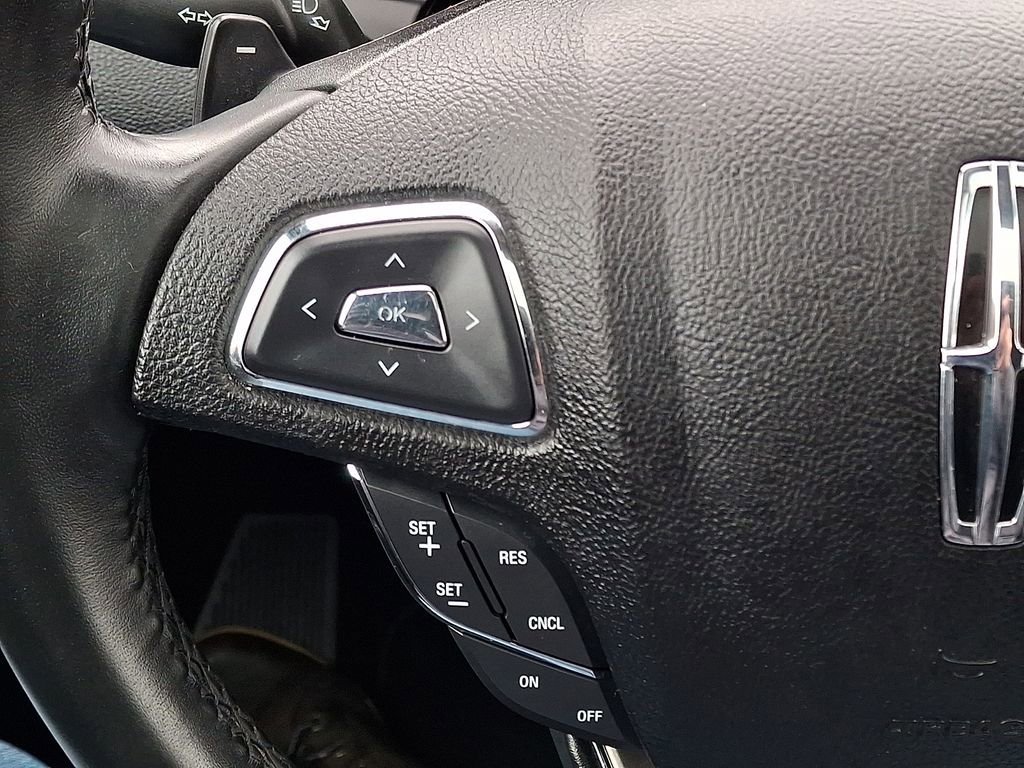 Used 2017 Lincoln MKC Select w/ Select Plus Package image 21