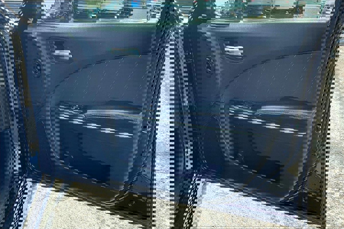 Used 2019 Dodge Charger GT image 22