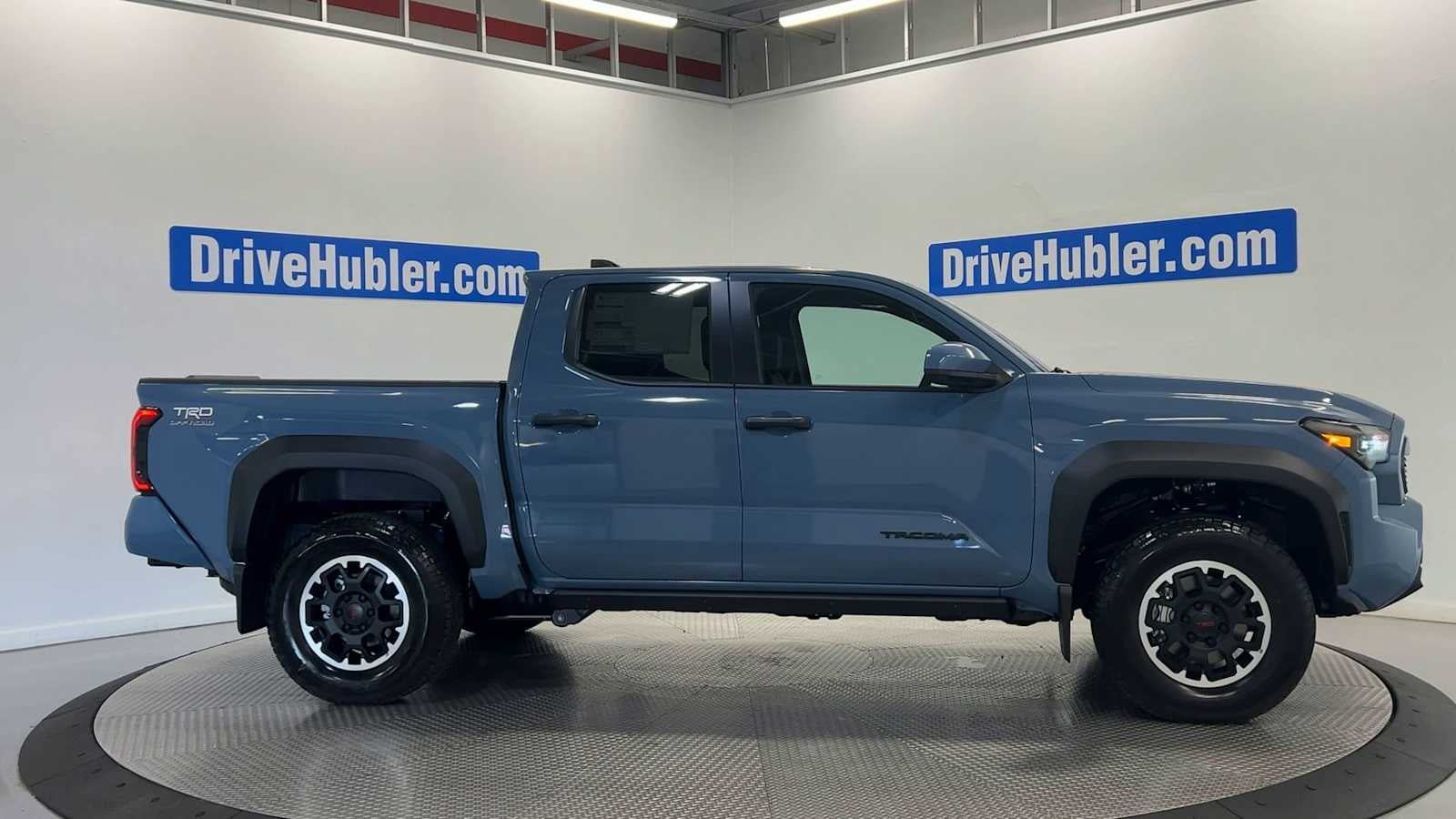 New 2026 Toyota Tacoma TRD Off-Road AWD/4WD image 9