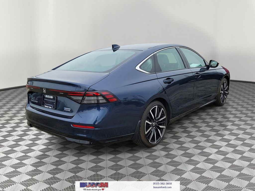 Used 2024 Honda Accord Touring image 4