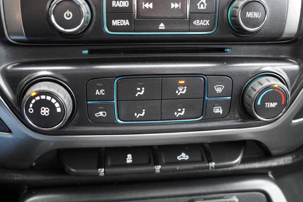 Used 2016 Chevrolet Silverado 1500 LT AWD/4WD image 27