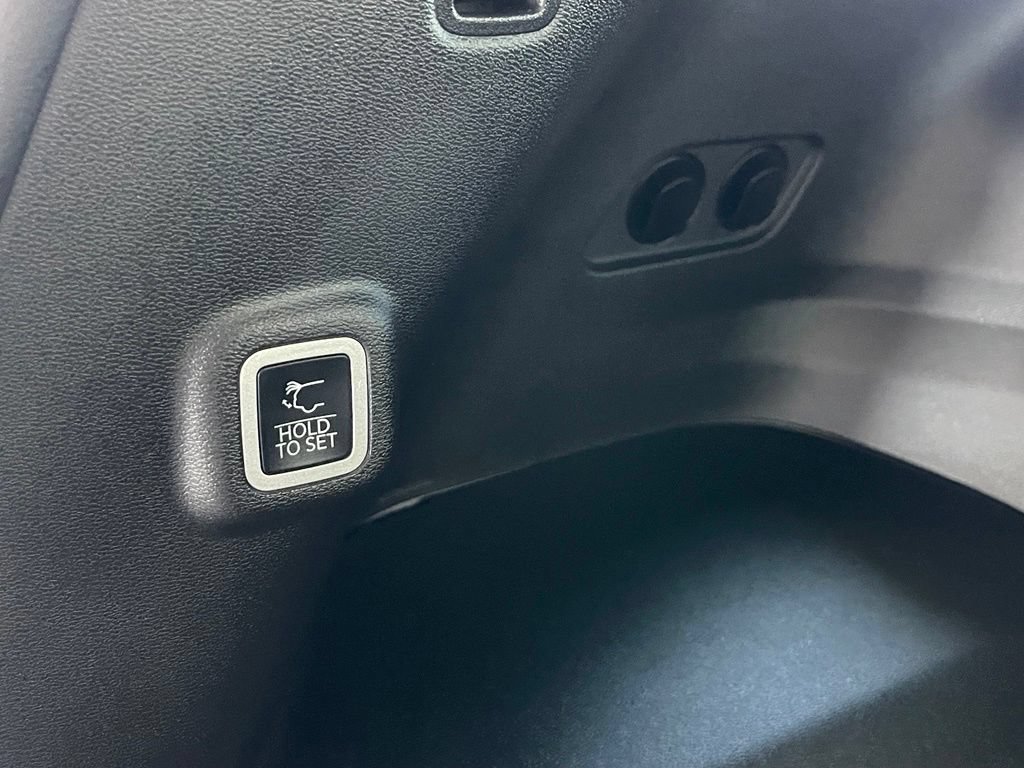New 2026 Jeep Cherokee Limited AWD/4WD image 13