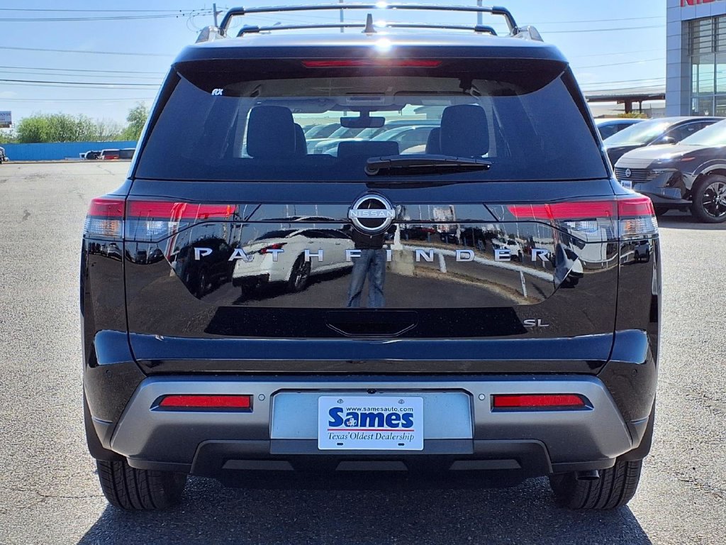 New 2026 Nissan Pathfinder SL FWD image 6
