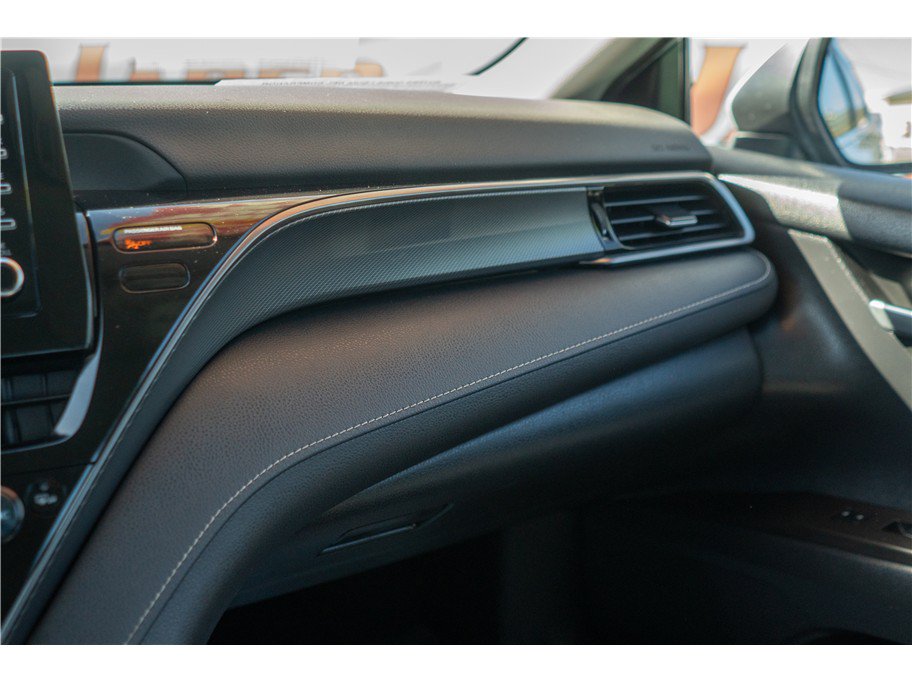 Used 2024 Toyota Camry SE FWD image 13