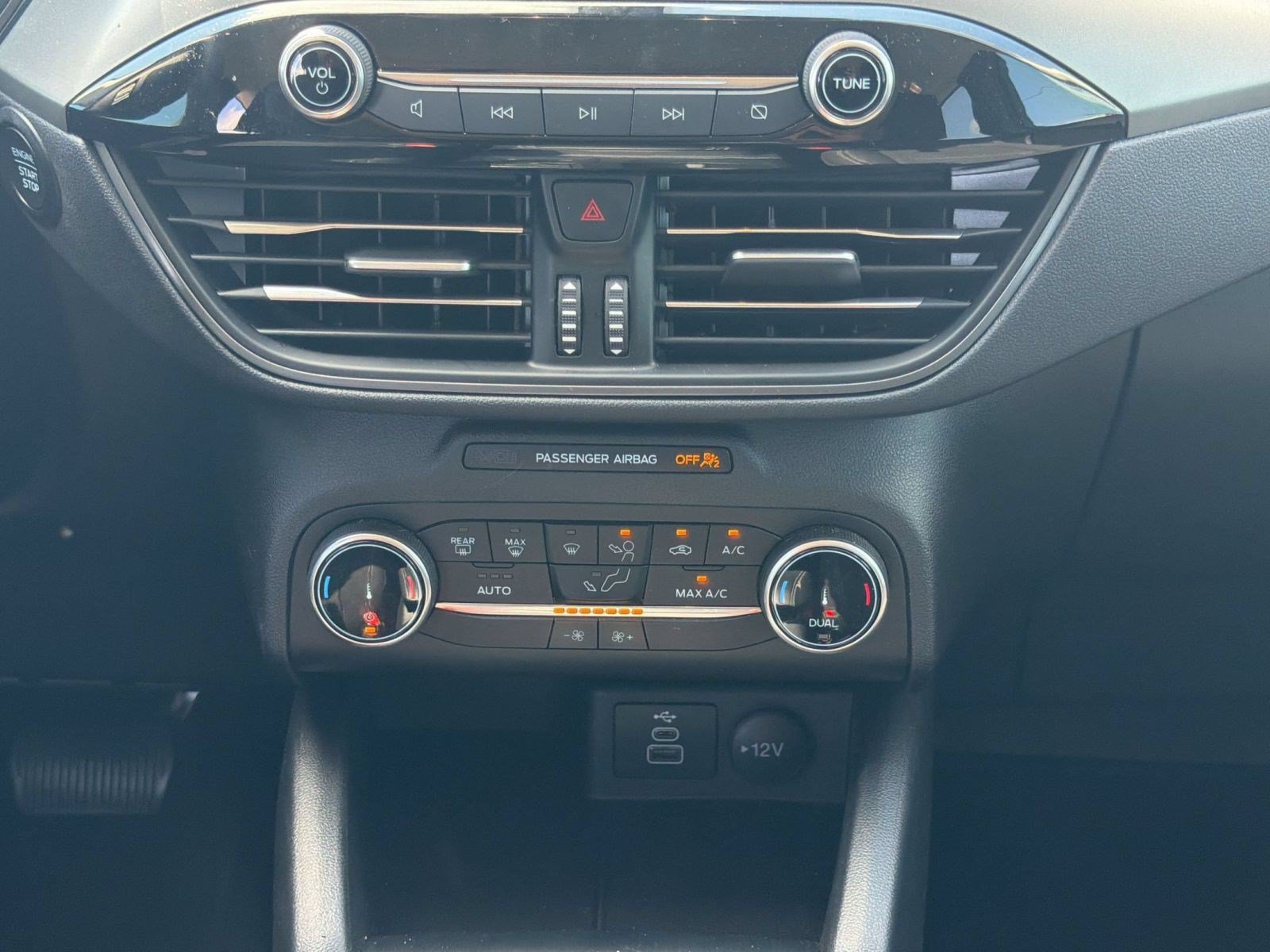 Certified 2025 Ford Escape Active FWD image 27