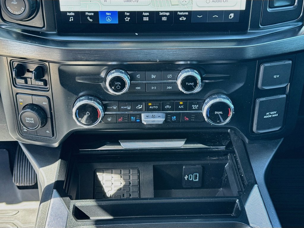 Used 2023 Ford F350 Lariat w/ Lariat Ultimate Package AWD/4WD image 16