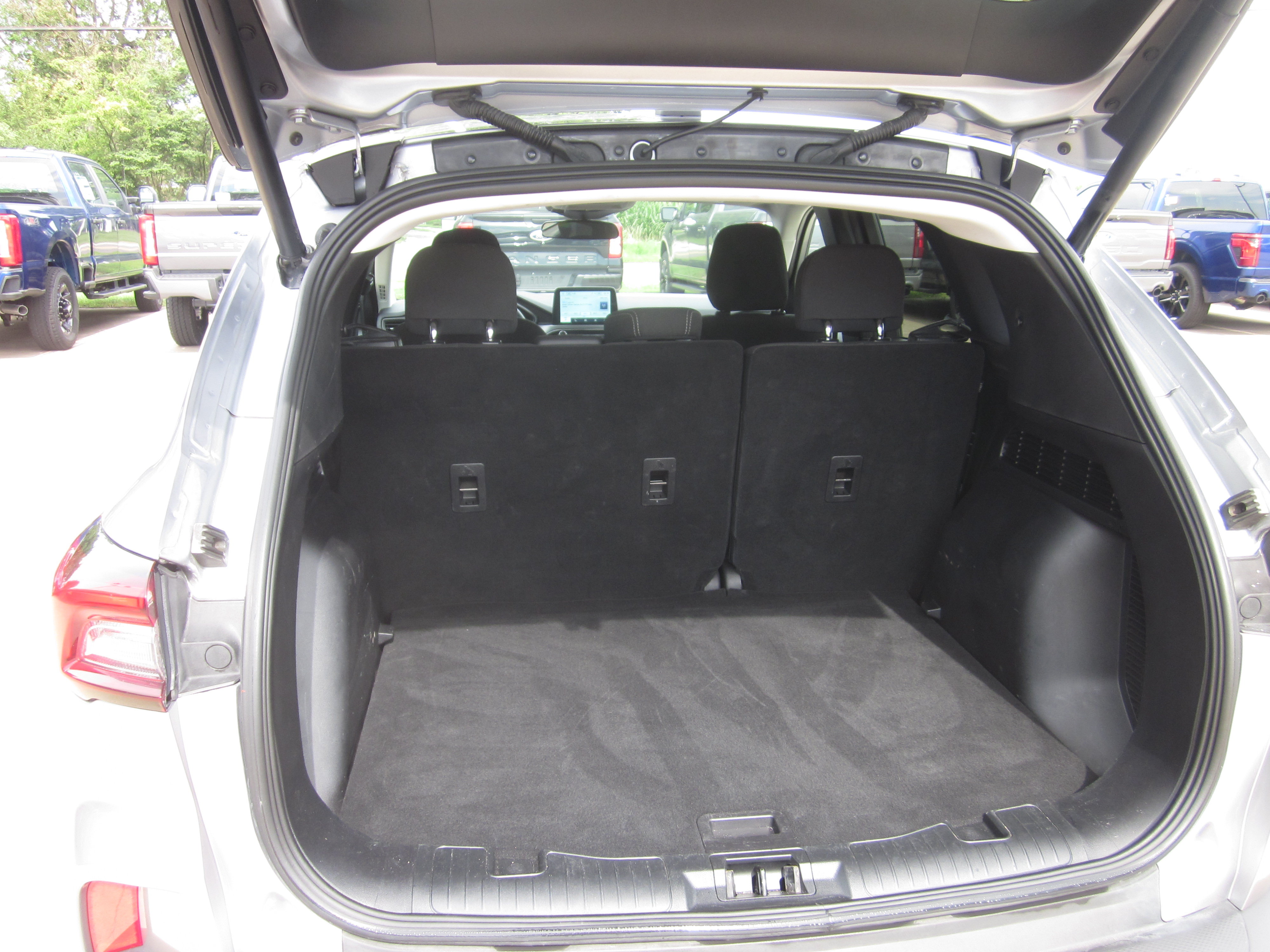 Used 2024 Ford Escape Active AWD/4WD image 8