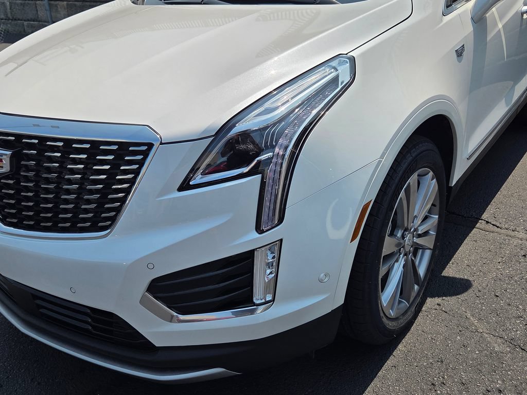 Used 2024 Cadillac XT5 Premium Luxury w/ Technology Package AWD/4WD image 10