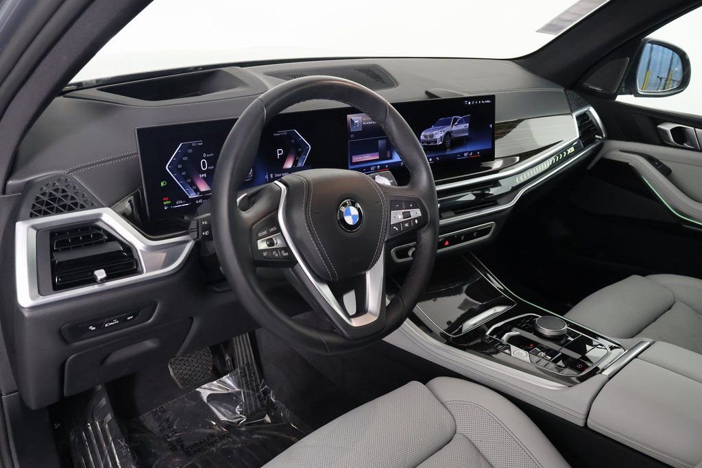 Used 2026 BMW X5 sDrive40i w/ Climate Comfort Package image 7