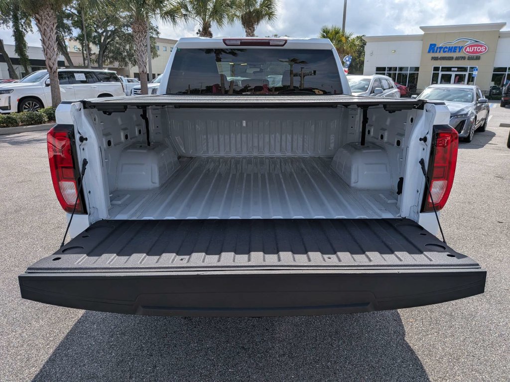 Certified 2024 GMC Sierra 1500 SLE RWD image 17