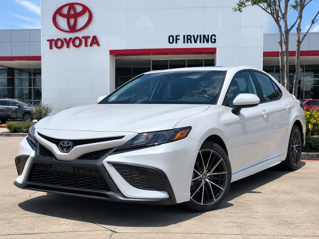Certified 2024 Toyota Camry SE FWD video 1