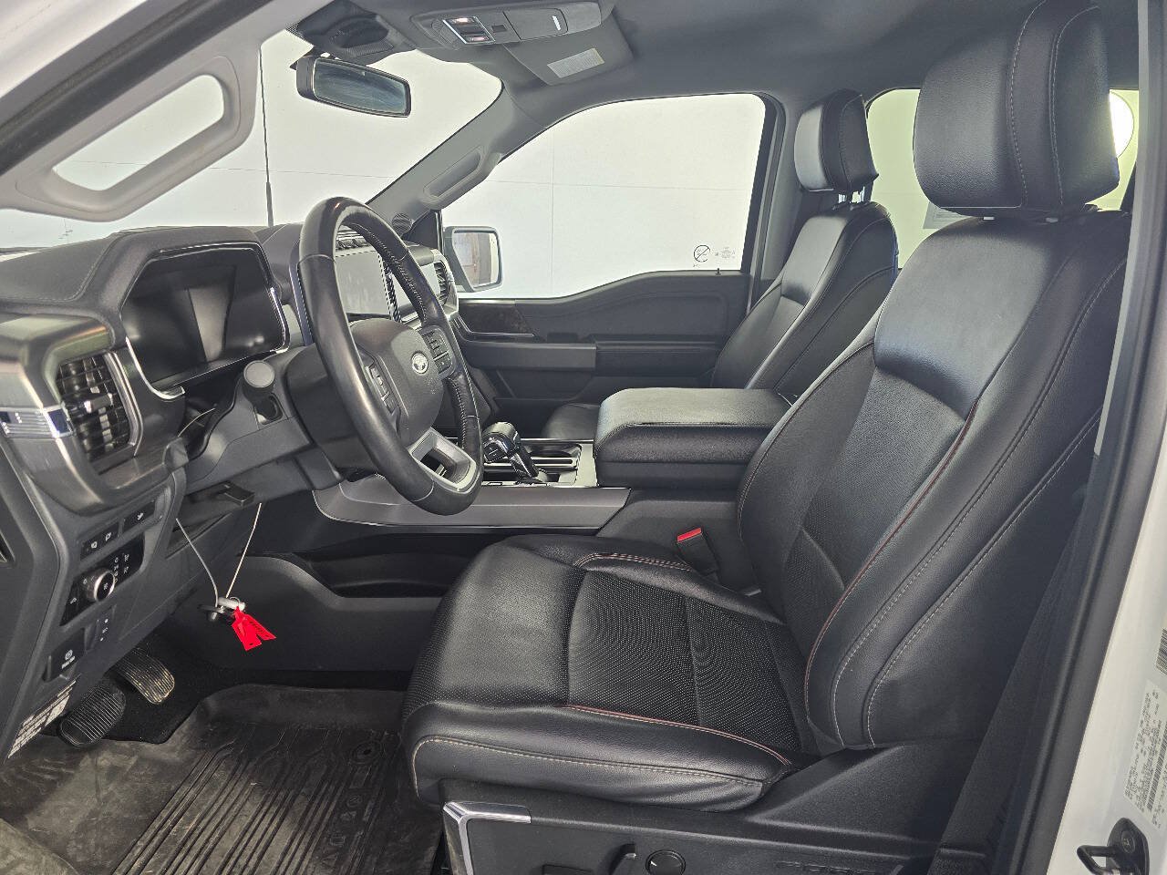 Used 2023 Ford F150 Lariat w/ FX4 Off-Road Package AWD/4WD image 13